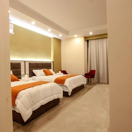 Hotel Vasho *